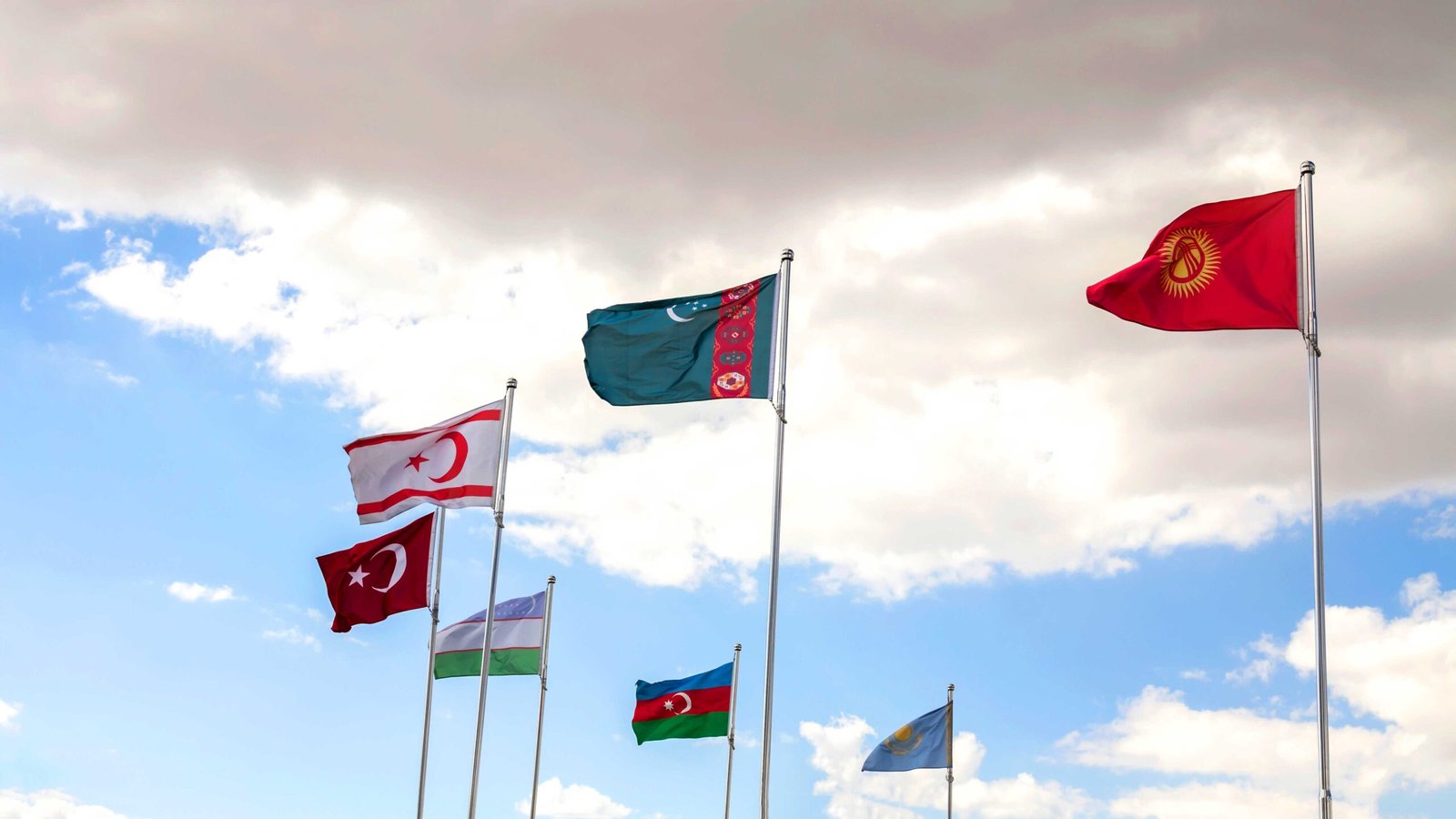 the national flags of the Turkic-Speaking States